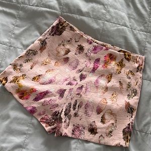 Top shop pink print, side zipped shorts